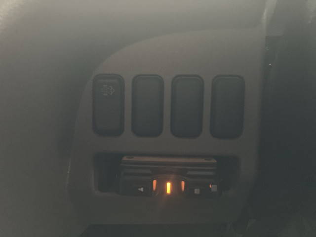 三菱ふそうキャンターダンプ小型（2t・3t）[写真26]