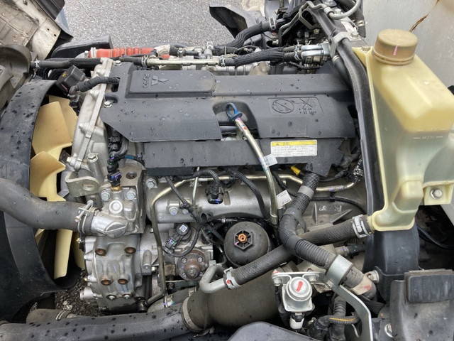 三菱ふそうキャンターダンプ小型（2t・3t）[写真14]