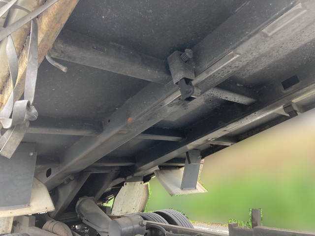 三菱ふそうキャンターダンプ小型（2t・3t）[写真09]