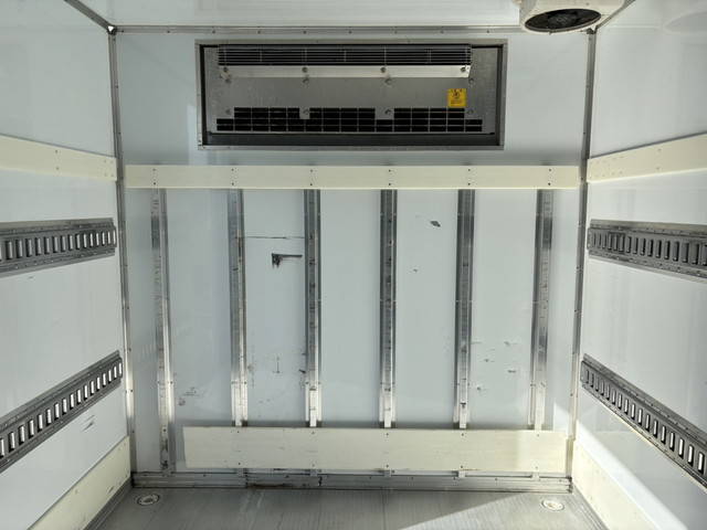三菱ふそうファイター冷凍車（冷蔵車）中型（4t）[写真19]