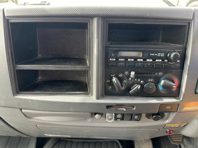 いすゞフォワードクレーン4段中型（4t）[写真22]