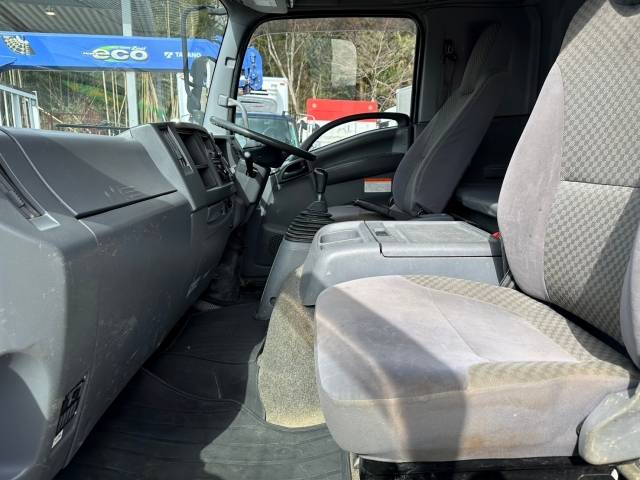 いすゞフォワードクレーン4段中型（4t）[写真25]