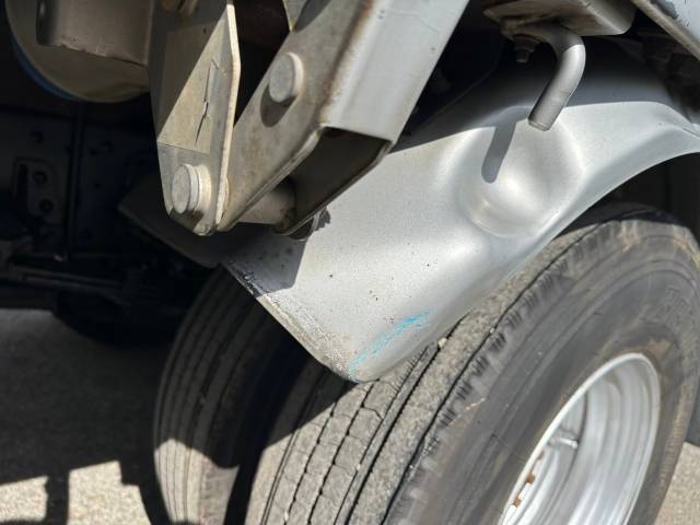 いすゞフォワードクレーン4段中型（4t）[写真33]