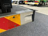 いすゞフォワードクレーン4段中型（4t）[写真34]