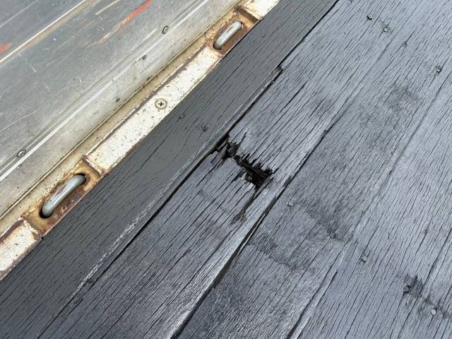 いすゞフォワードクレーン4段中型（4t）[写真35]