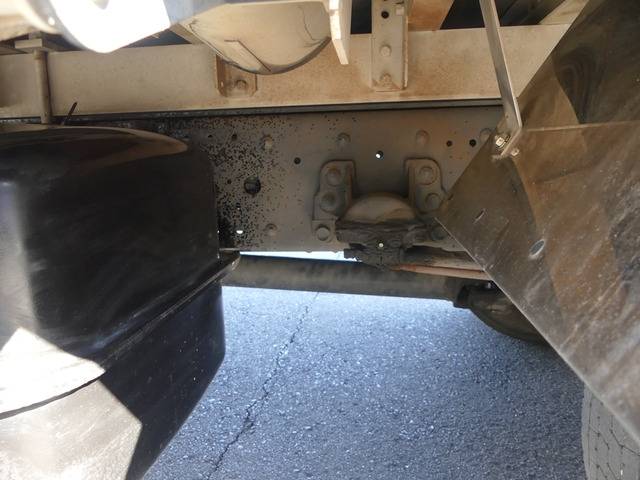 いすゞフォワードアルミウイング中型（4t）[写真19]