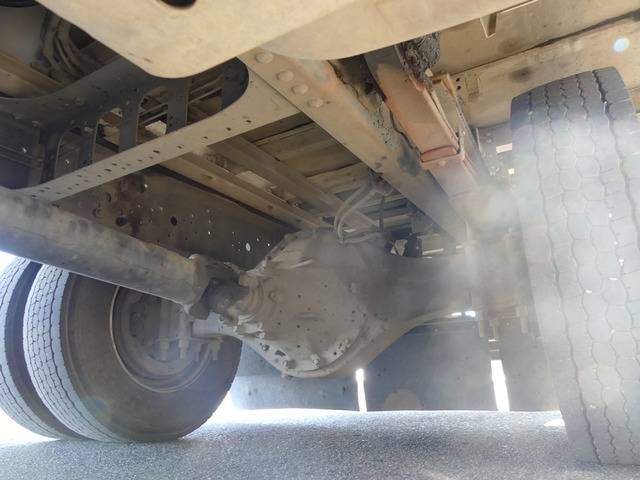 いすゞフォワードアルミウイング中型（4t）[写真20]