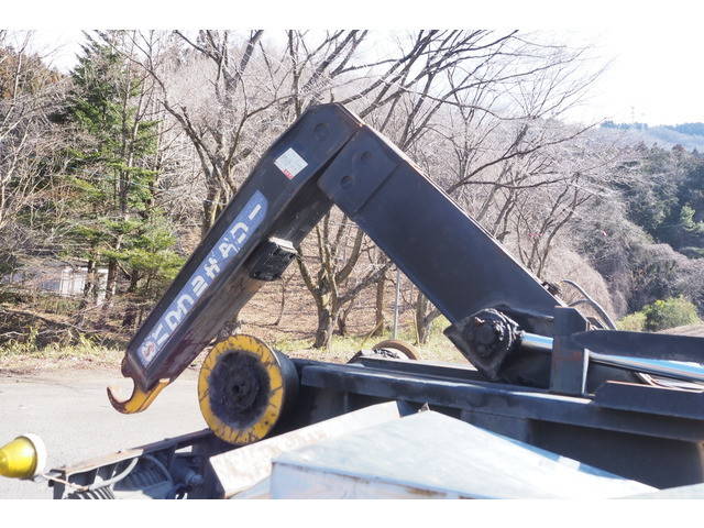 いすゞフォワードコンテナ専用車増トン（6t・8t）[写真13]