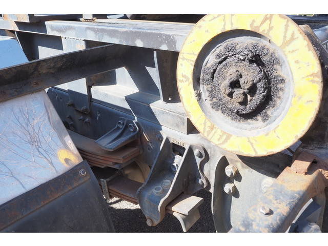 いすゞフォワードコンテナ専用車増トン（6t・8t）[写真21]