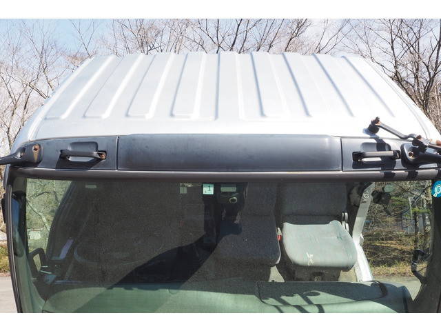 いすゞフォワードコンテナ専用車増トン（6t・8t）[写真25]