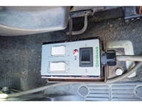 いすゞフォワードコンテナ専用車増トン（6t・8t）[写真32]