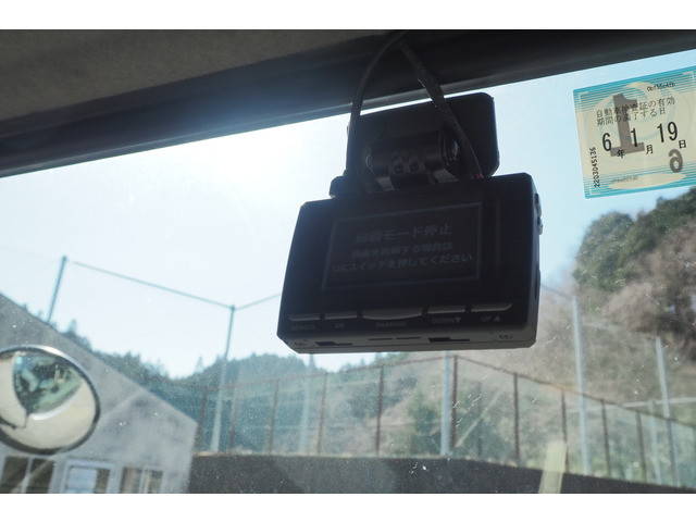 いすゞフォワードコンテナ専用車増トン（6t・8t）[写真34]