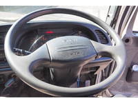 いすゞフォワードコンテナ専用車増トン（6t・8t）[写真39]