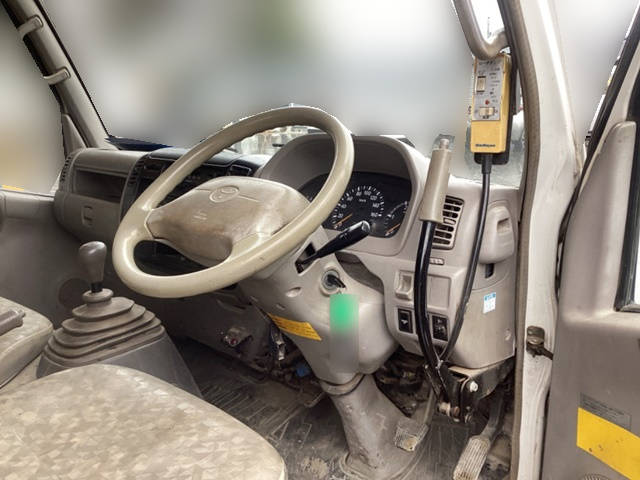 トヨタダイナローダーダンプ小型（2t・3t）[写真26]