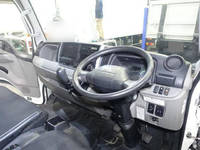 三菱ふそうキャンターアルミバン小型（2t・3t）[写真28]