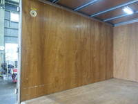 三菱ふそうキャンターアルミバン小型（2t・3t）[写真10]