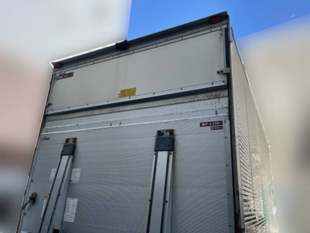 日野レンジャーアルミバン中型（4t）[写真10]