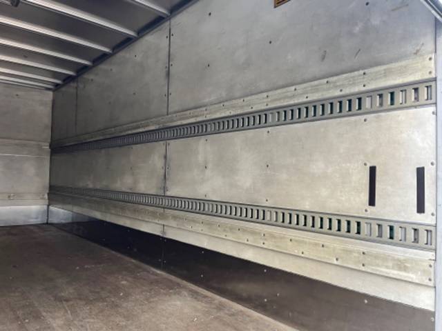 日野レンジャーアルミバン中型（4t）[写真18]