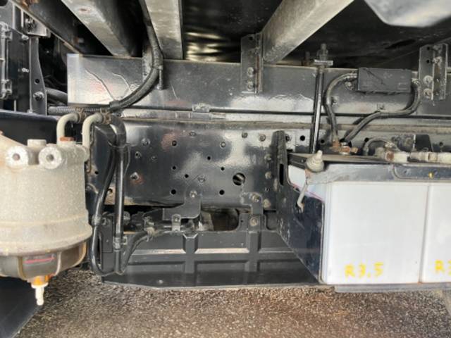 日野レンジャーアルミバン中型（4t）[写真24]