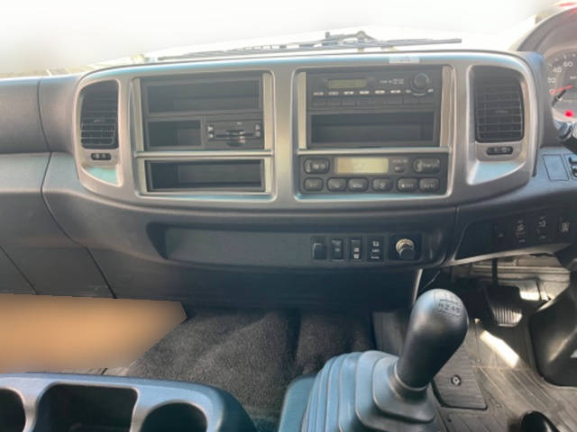 日野レンジャーアルミバン中型（4t）[写真35]