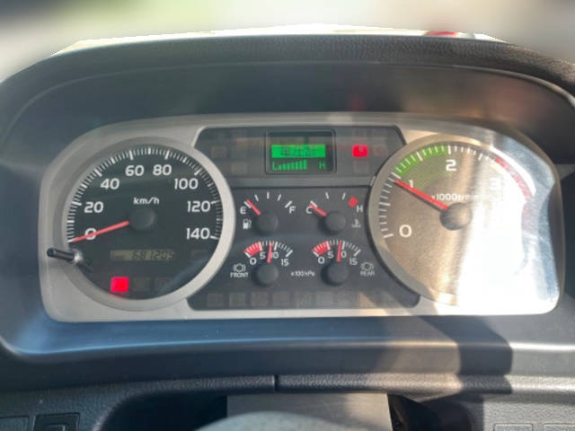 日野レンジャーアルミバン中型（4t）[写真36]