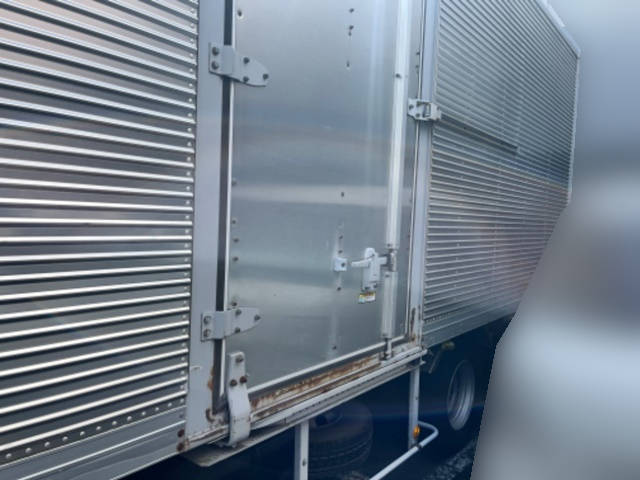 日野レンジャーアルミバン中型（4t）[写真08]