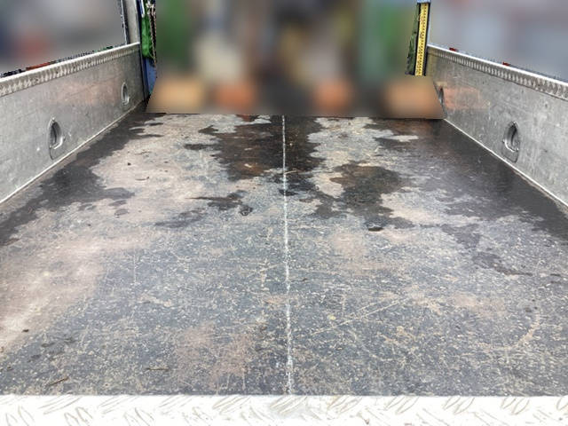 いすゞエルフクレーン5段小型（2t・3t）[写真07]