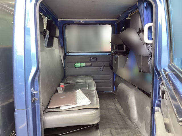 いすゞエルフアルミバン小型（2t・3t）[写真13]