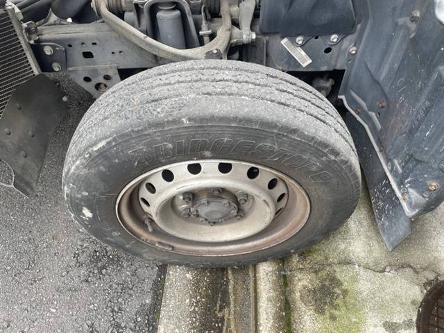 トヨタトヨエース平ボディ小型（2t・3t）[写真12]