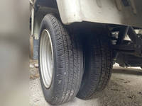 トヨタトヨエース平ボディ小型（2t・3t）[写真13]