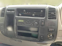 トヨタトヨエース平ボディ小型（2t・3t）[写真30]