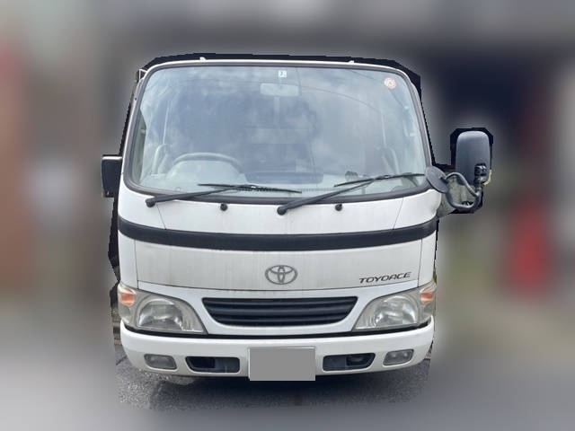 トヨタトヨエース平ボディ小型（2t・3t）[写真06]