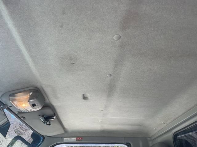 三菱ふそうキャンターダンプ・クレーン付小型（2t・3t）[写真33]