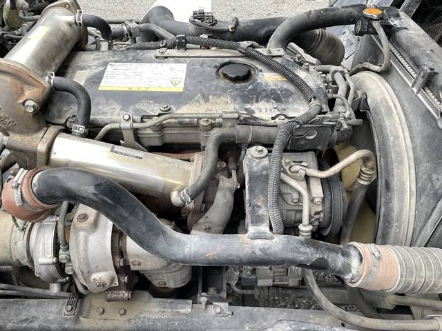 いすゞフォワードコンテナ専用車増トン（6t・8t）[写真26]