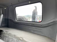 いすゞフォワードコンテナ専用車増トン（6t・8t）[写真33]