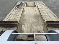 UDトラックスクオントレーラーヘッド（トラクターヘッド）大型（10t）[写真10]