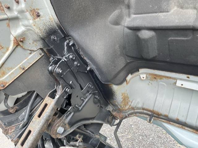 UDトラックスクオントレーラーヘッド（トラクターヘッド）大型（10t）[写真28]