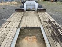 UDトラックスクオントレーラーヘッド（トラクターヘッド）大型（10t）[写真09]