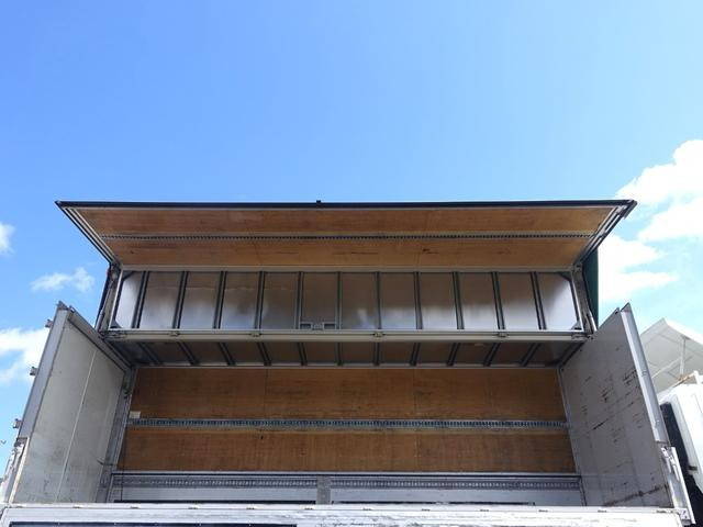 いすゞフォワードアルミウイング増トン（6t・8t）[写真14]