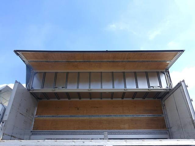 いすゞフォワードアルミウイング増トン（6t・8t）[写真15]