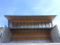 いすゞフォワードアルミウイング増トン（6t・8t）[写真15]