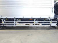 いすゞフォワードアルミウイング増トン（6t・8t）[写真16]