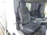 いすゞフォワードアルミウイング増トン（6t・8t）[写真23]