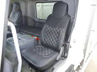 いすゞフォワードアルミウイング増トン（6t・8t）[写真24]