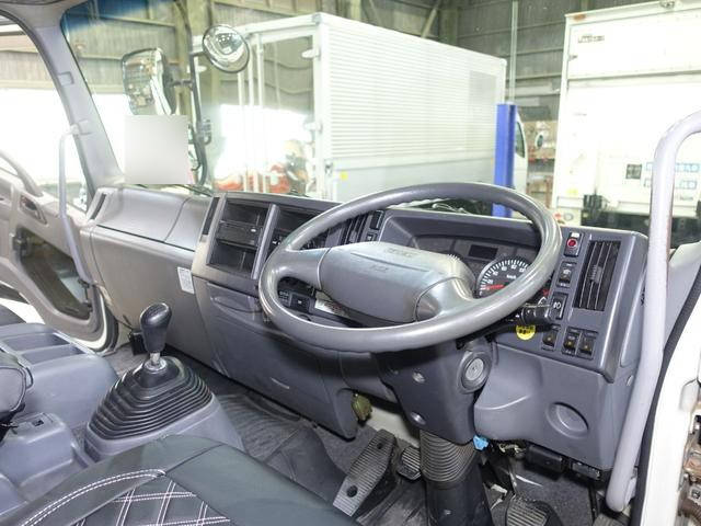 いすゞフォワードアルミウイング増トン（6t・8t）[写真27]