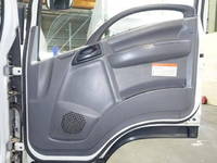 いすゞフォワードアルミウイング増トン（6t・8t）[写真28]