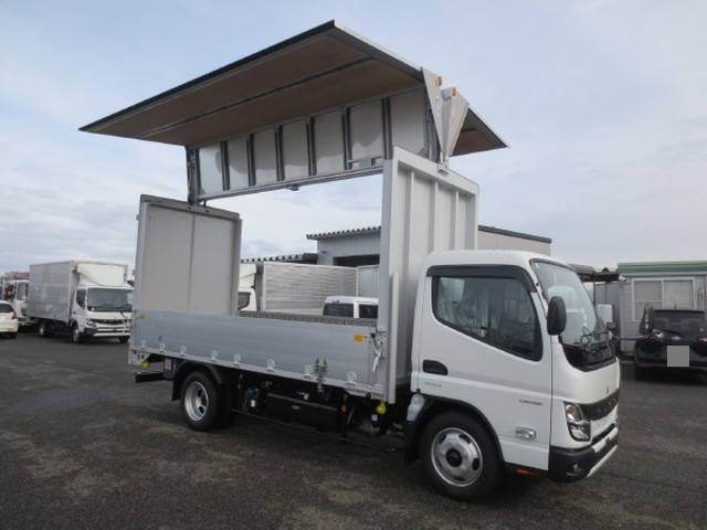 三菱ふそうキャンターアルミウイング小型（2t・3t）2RG-FEAV0 [写真01]