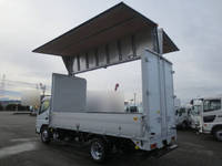 三菱ふそうキャンターアルミウイング小型（2t・3t）[写真02]