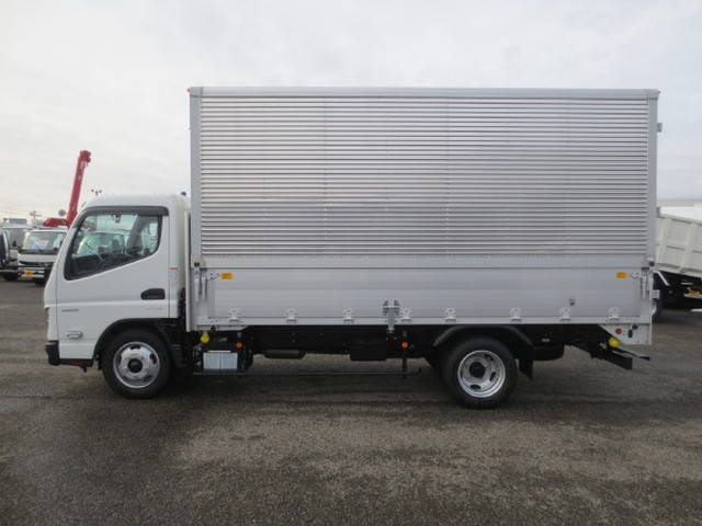 三菱ふそうキャンターアルミウイング小型（2t・3t）[写真08]
