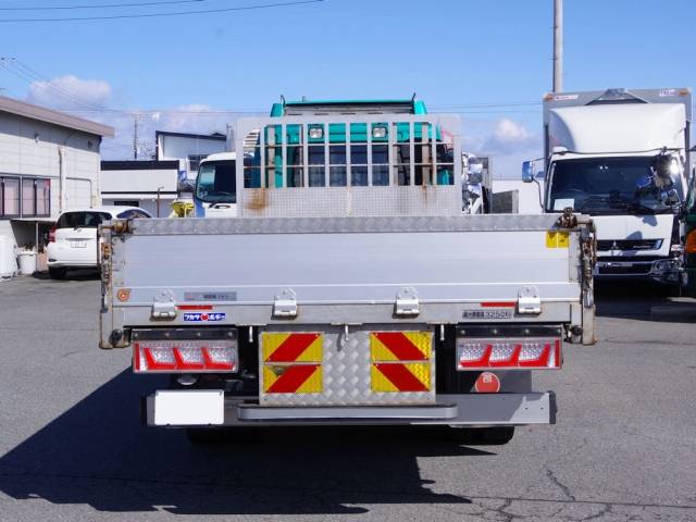 三菱ふそうファイターアルミブロック中型（4t）[写真14]